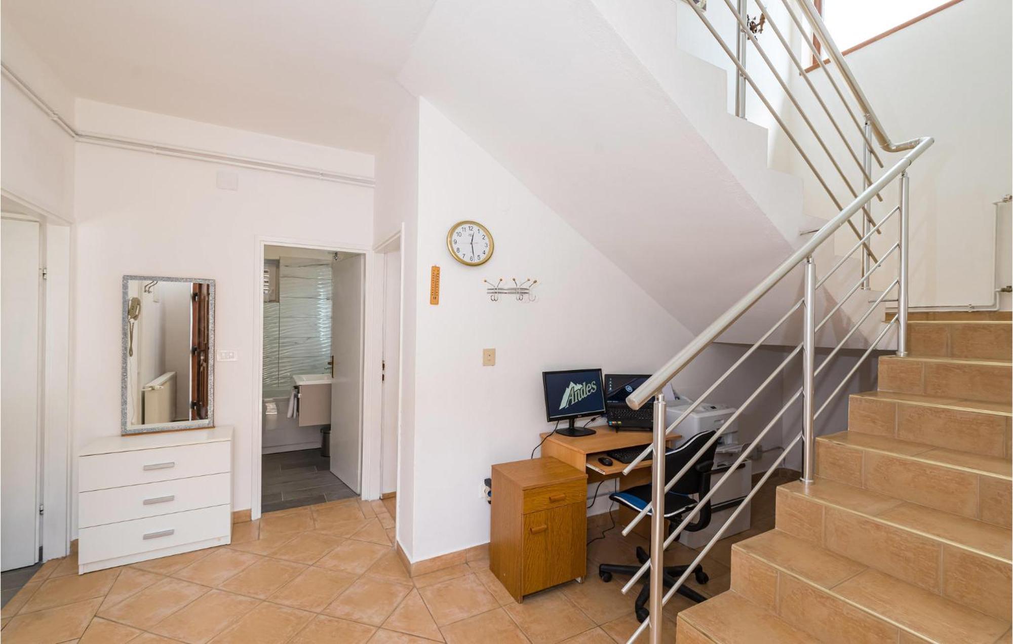 Pet Friendly Home In Murvica With Kitchen Extérieur photo