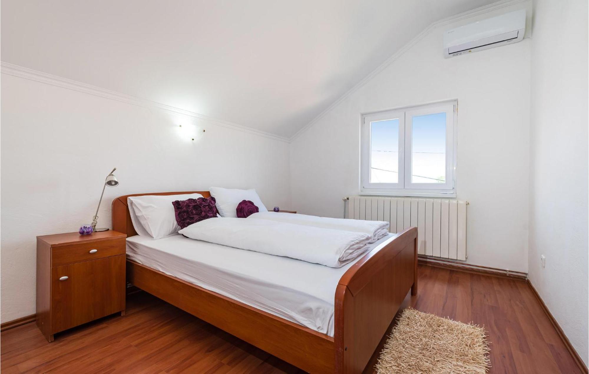 Pet Friendly Home In Murvica With Kitchen Extérieur photo